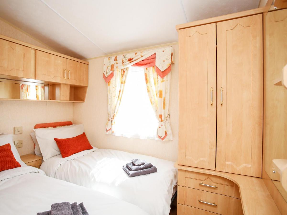 Bryn Hyfryd Caravan Penrhos-Lligwy Екстер'єр фото